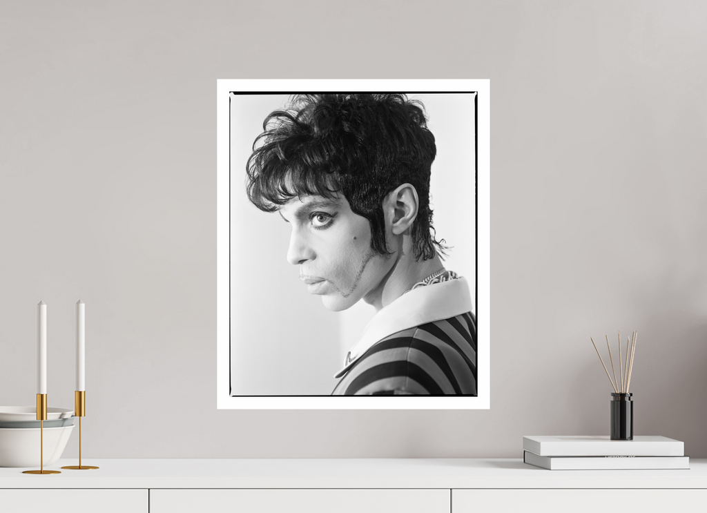 40 x 49,2 cm, Baryta 2cm rand Prince — Side Profile, Monaco 1994